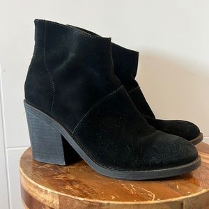 Black suede ankle boots